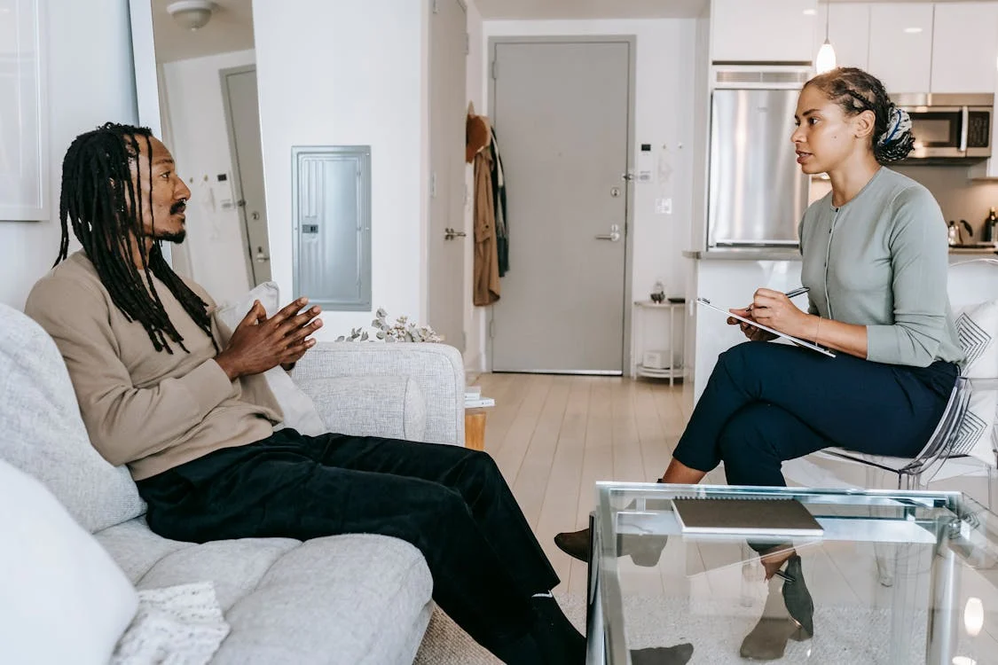 Hypnosis For Addiction: 9 Benefits and Risks